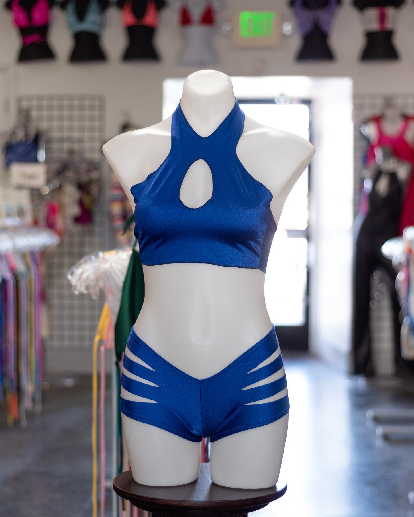 Seamless Keyhole Halter Bikini Top